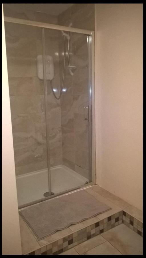 Salthill Village 3 Bed Apartment 골웨이 외부 사진
