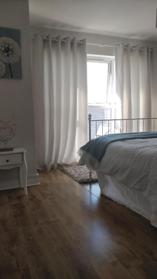 Salthill Village 3 Bed Apartment 골웨이 외부 사진